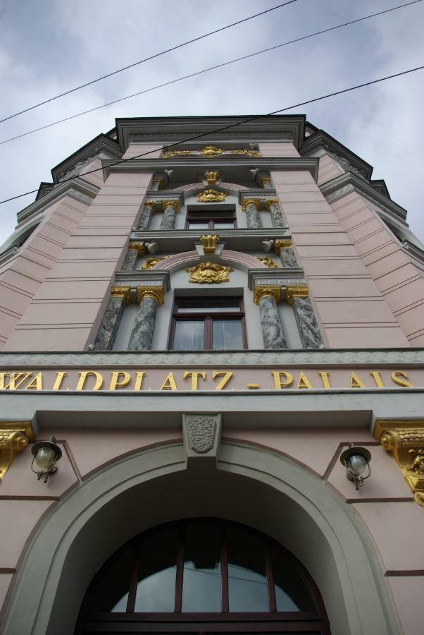 Apartments In Der Jahnallee 20 Waldplatzpalais Leipzig Exterior foto